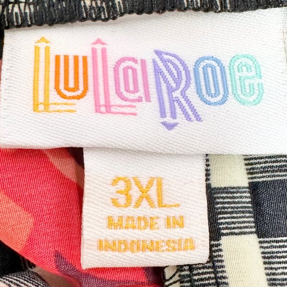 LuLaRoe Deanne Skirt Womens 3XL Red Black Ecru Roses Pleated Wrap Maxi NWT - Picture 5 of 8